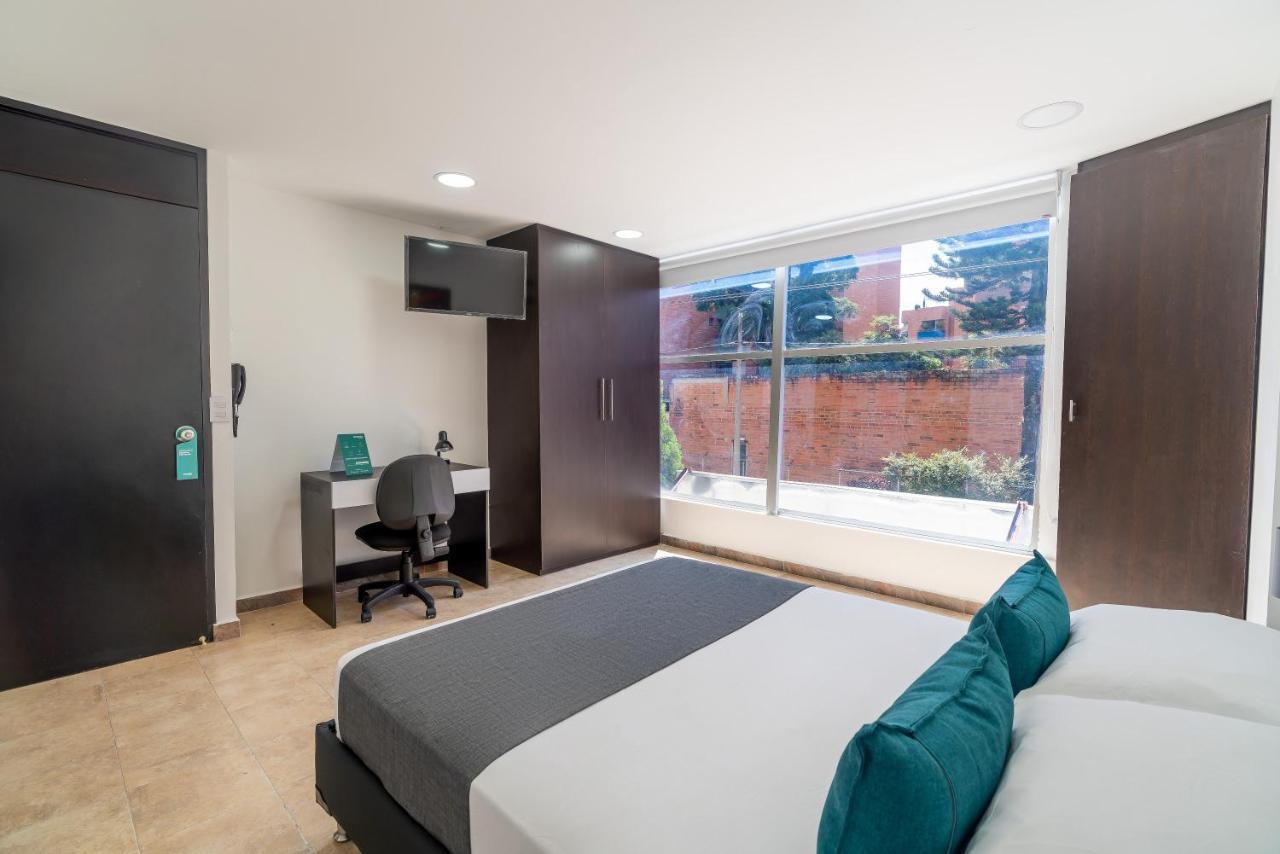 Ayenda Coliving La 78A Hotel Medellín Exterior foto
