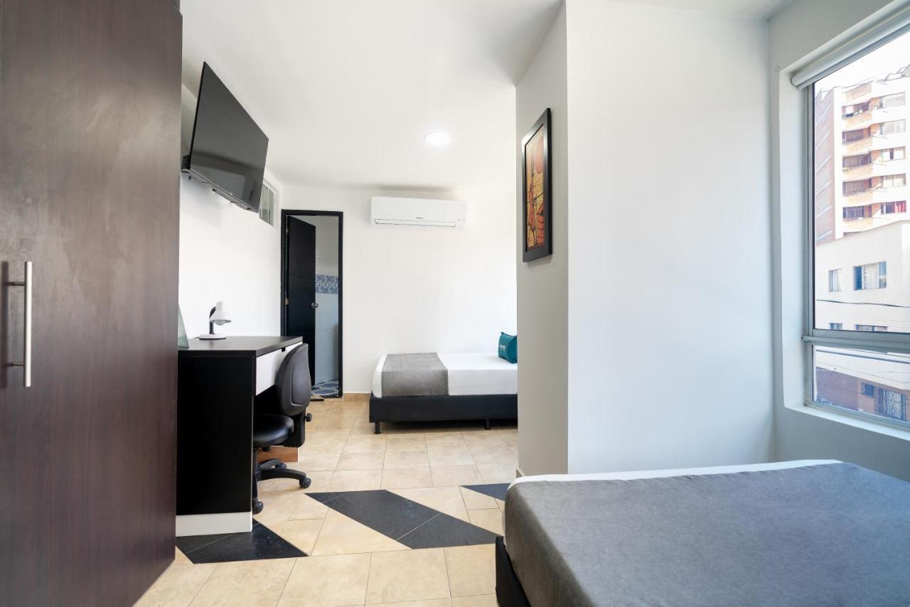 Ayenda Coliving La 78A Hotel Medellín Exterior foto